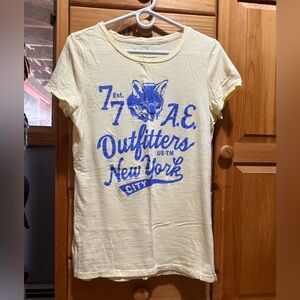 American Eagle Outfitters Light Yellow Graphic Tee